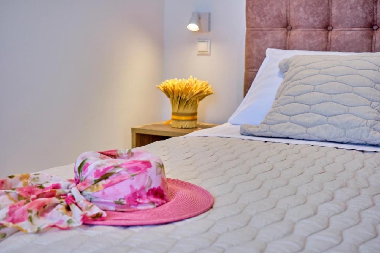 Sunflower Suites Gouvia Corfu Extérieur photo